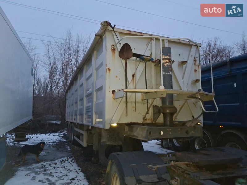 Самосвал полуприцеп Bodex KIS 3W-A 2008 в Днепре