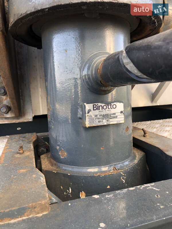 Самосвал полуприцеп Bodex KIS 3W-S 2012 в Одессе