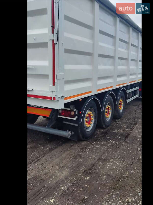 Самоскид напівпричіп Bodex KIS 3W-S 2009 в Миколаєві