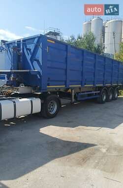 Зерновоз - полуприцеп Bodex KIS 3W-S 2010 в 
