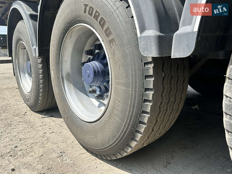 Самоскид напівпричіп Bodex KIS 3W-S 2007 в Павлограді