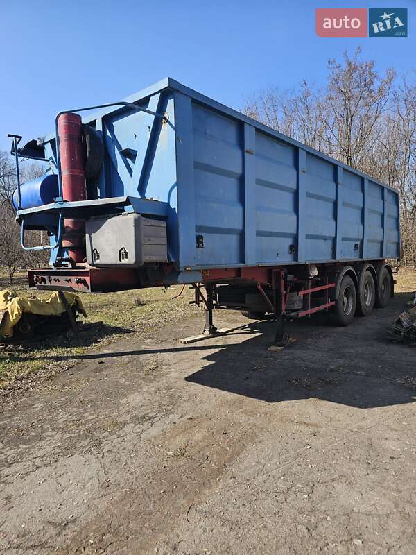 Зерновоз - причіп Bodex KIS 3W-S 2006 в Миргороді