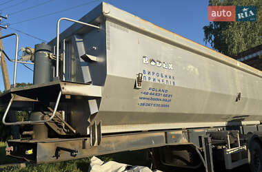 Самосвал прицеп Bodex KIS 3W-S 2007 в 