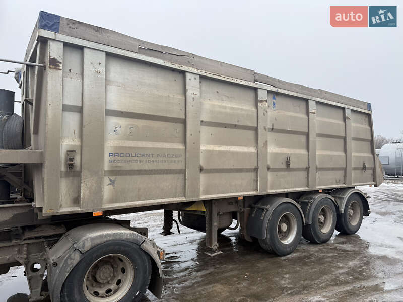 Самосвал полуприцеп Bodex KIS 3W-S 2007 в Николаеве