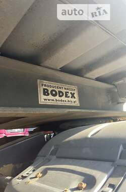 Самоскид напівпричіп Bodex KIS 3W 2013 в Вінниці