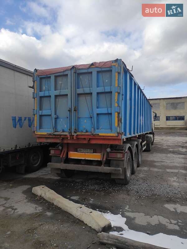 Самоскид напівпричіп Bodex KIS 3W 2011 в Рівному