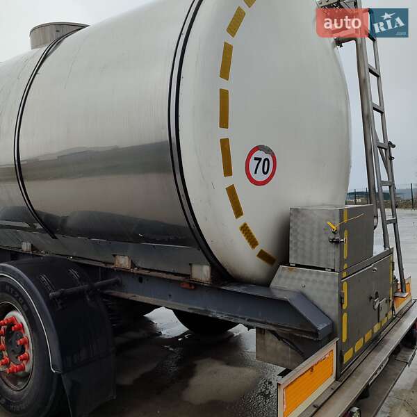 Цистерна полуприцеп Bodex KIS 3W 2012 в Краснограде