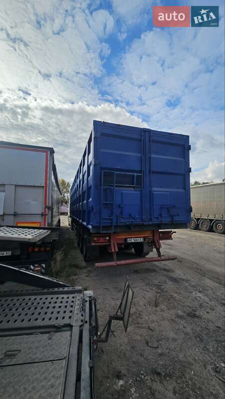 Самоскид напівпричіп Bodex KIS 3W 2007 в Дніпрі