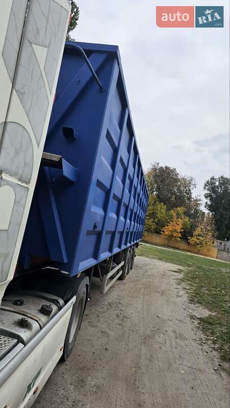 Самоскид напівпричіп Bodex KIS 3W 2007 в Дніпрі