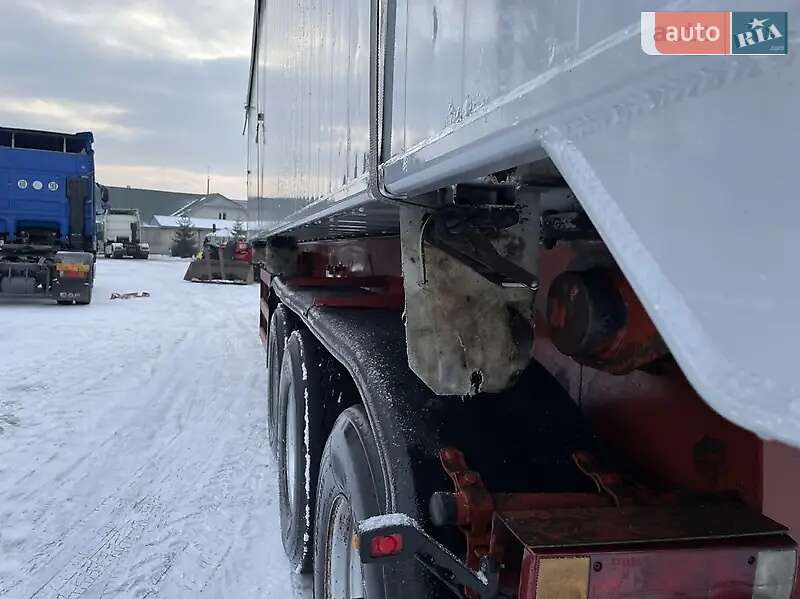 Самосвал полуприцеп Bodex KIS 2005 в Виннице