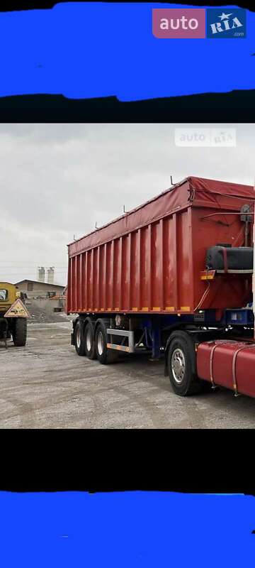 Зерновоз - полуприцеп Bodex KIS 2003 в 