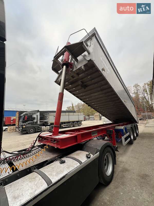 Самосвал полуприцеп Bodex KIS 2004 в Днепре