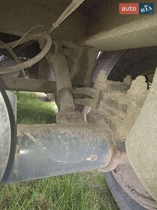 Зерновоз - прицеп Bodex KIS 2008 в Чемеровцах фото 2 Зерновоз - прицеп Bodex KIS 2008 в Чемеровцах