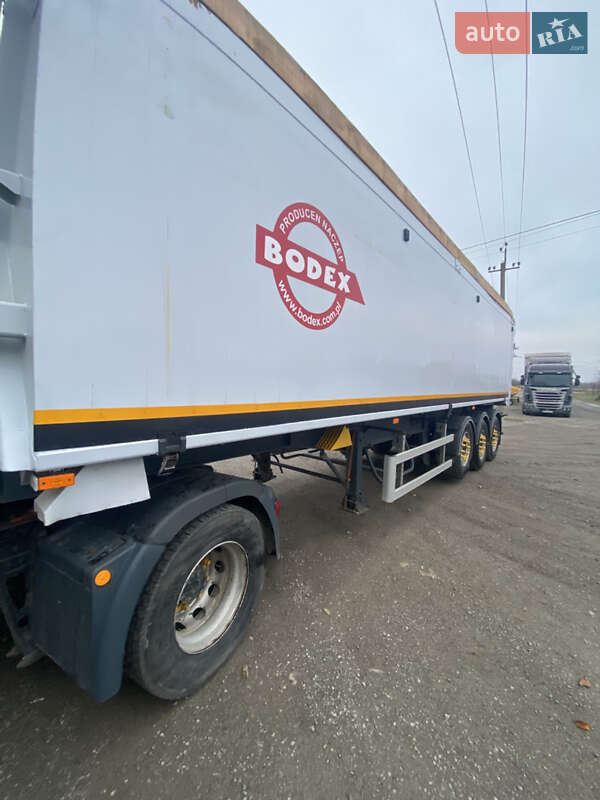 Зерновоз - полуприцеп Bodex KIS 2010 в Днепре фото 2 Зерновоз - полуприцеп Bodex KIS 2010 в Днепре