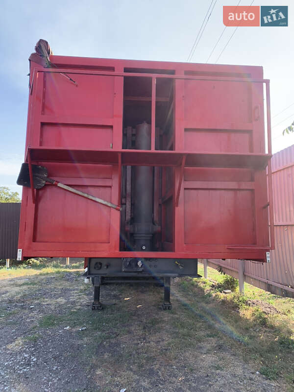 Самоскид напівпричіп Bodex Kiss 33 2003 в Нововоронцовці