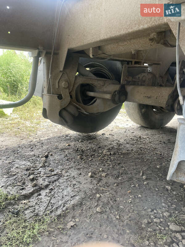 Самосвал полуприцеп Bodex Kiss 33 2005 в Обухове