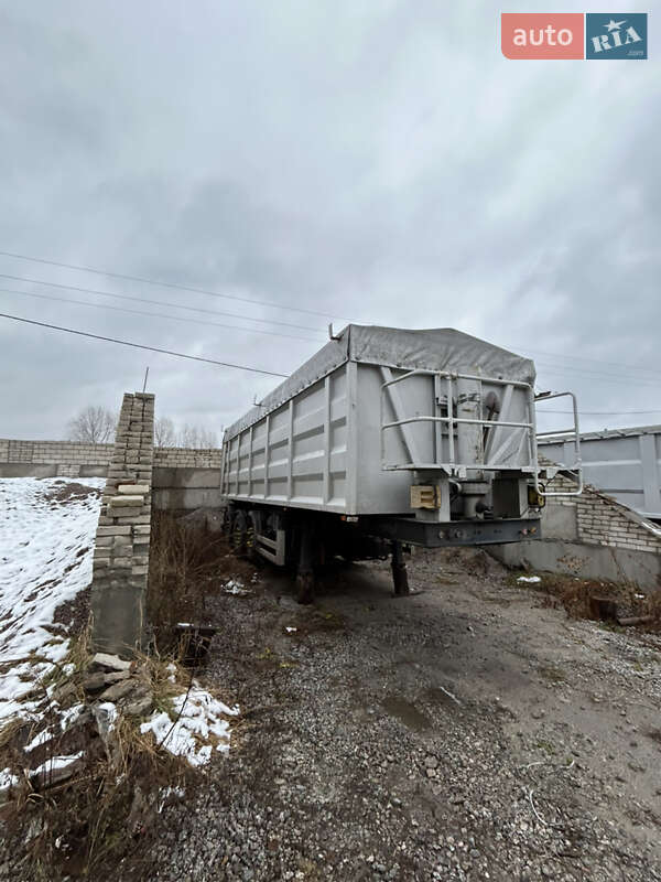 Самосвал полуприцеп Bodex Kiss 33 2005 в Обухове