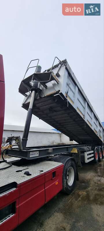 Зерновоз - полуприцеп Bodex Kiss 33 2004 в Иваничах фото 8 Зерновоз - полуприцеп Bodex Kiss 33 2004 в Иваничах