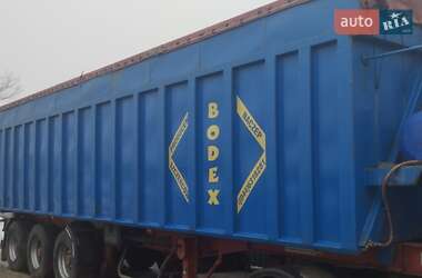 Самосвал полуприцеп Bodex Kiss 33 2003 в Черновцах
