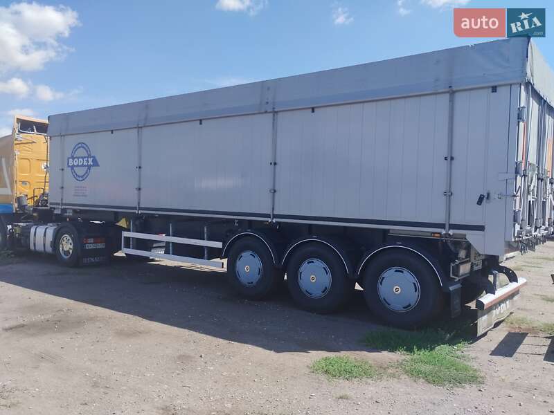 Зерновоз - напівпричіп Bodex Kiss 2008 в Дніпрі