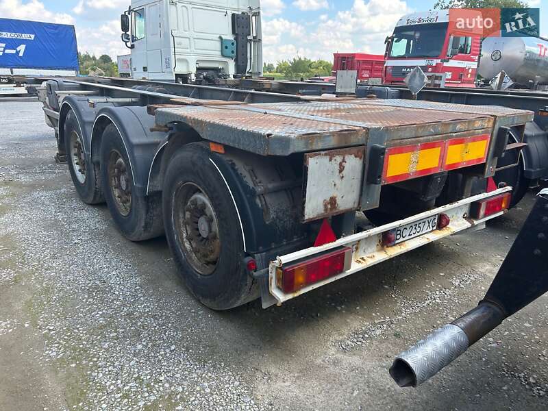 Контейнеровоз полуприцеп Bodex Kiss 2011 в Умани