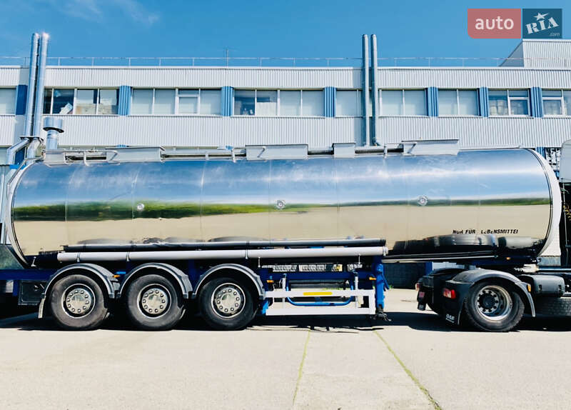 Цистерна полуприцеп Bodex NC 2011 в Киеве