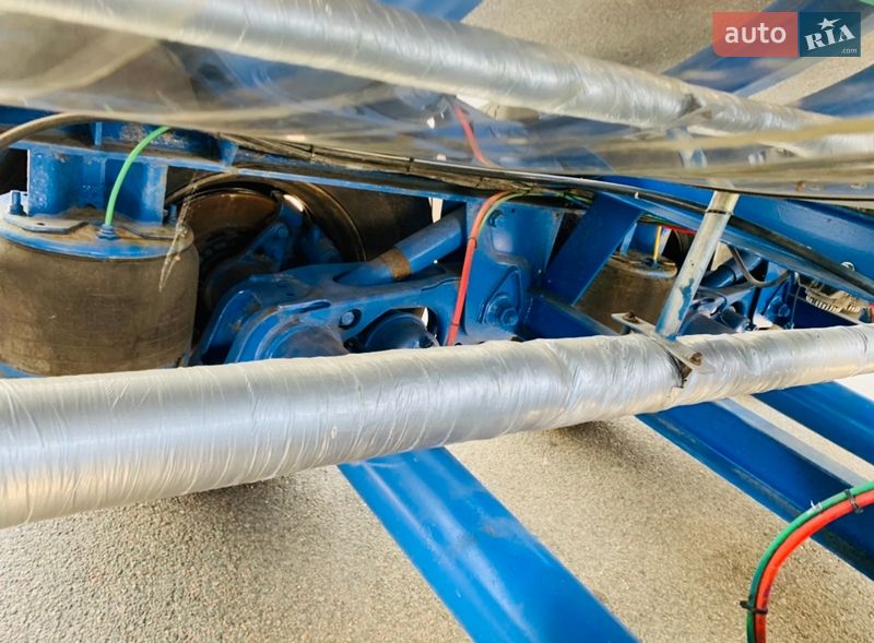 Цистерна напівпричіп Bodex NC 2011 в Києві