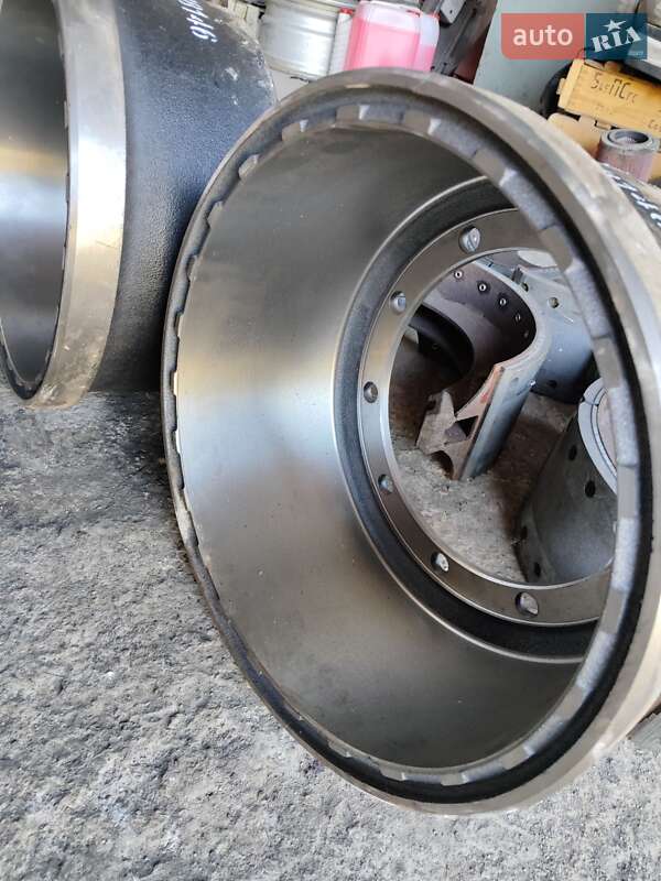 Самоскид напівпричіп Bodex Напівпричіп 2005 в Шишаках