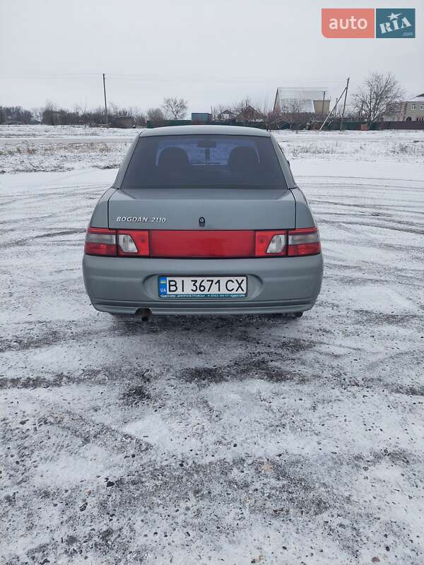 Седан Богдан 2110 2013 в Карлівці