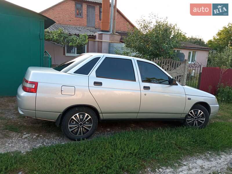 Седан Богдан 2110 2013 в Ромнах