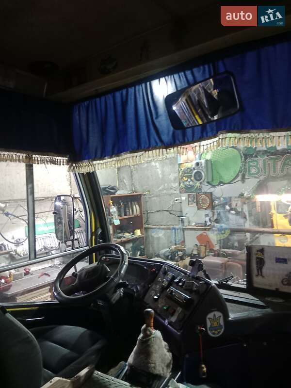 Приміський автобус Богдан А-069 2006 в Києві