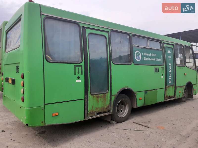 Міський автобус Богдан А-092 2005 в Харкові