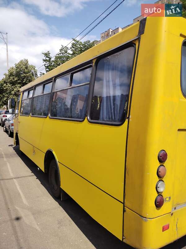 Городской автобус Богдан А-092 2005 в Киеве