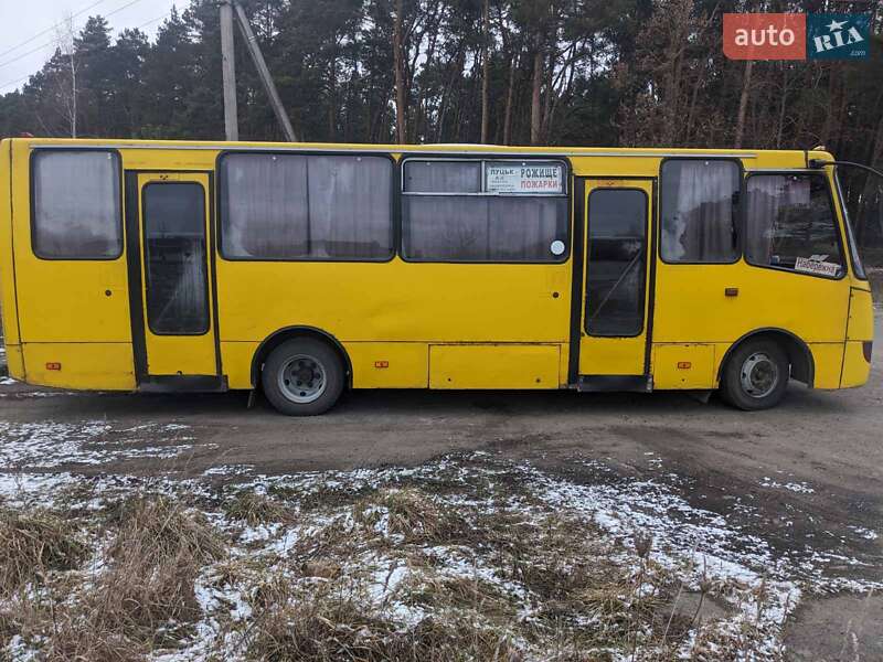 Пригородный автобус Богдан А-093 2011 в 