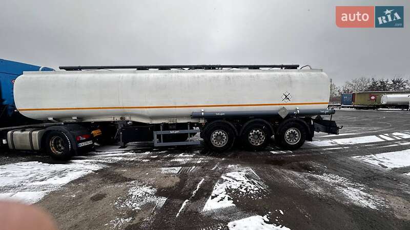 Цистерна полуприцеп Bolgan Bolgan 2004 в Киеве фото 6 Цистерна полуприцеп Bolgan Bolgan 2004 в Киеве