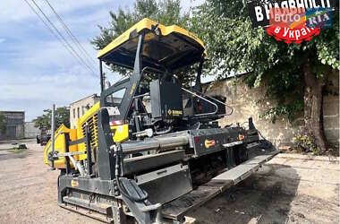 Асфальтоукладчик Bomag BF 2021 в 