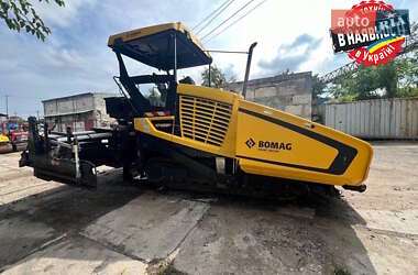 Асфальтоукладчик Bomag BF 2021 в 
