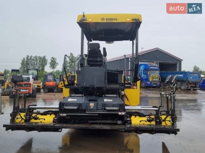 Асфальтоукладчик Bomag BF 2015 в Одессе