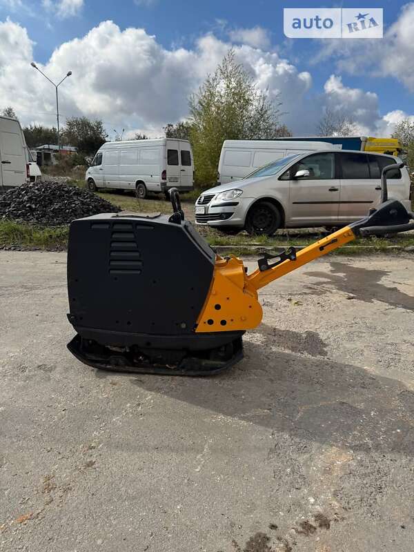 Трамбовщик (Вибронога) Bomag BPR 2012 в Львове