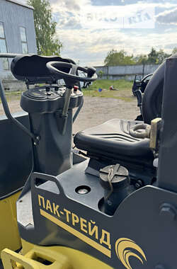 Дорожній каток Bomag BW 120AD-4 Roller 2012 в Ніжині