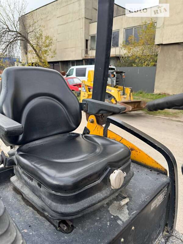 Дорожный каток Bomag BW 120AD-4 Roller 2009 в Львове