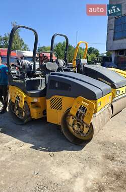Дорожный каток Bomag BW-120AD 2010 в Львове