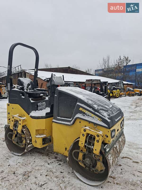 Дорожный каток Bomag BW-120AD 2015 в Львове