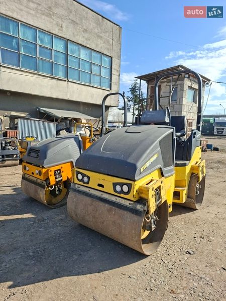 Дорожній каток Bomag BW-120AD 2015 в Львові
