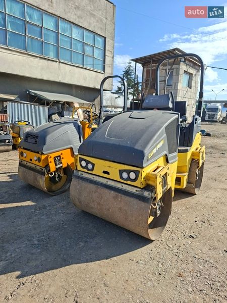 Дорожній каток Bomag BW-120AD 2015 в Львові