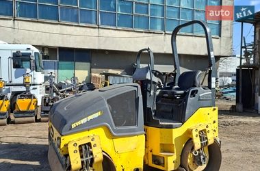 Дорожній каток Bomag BW-120AD 2015 в Львові