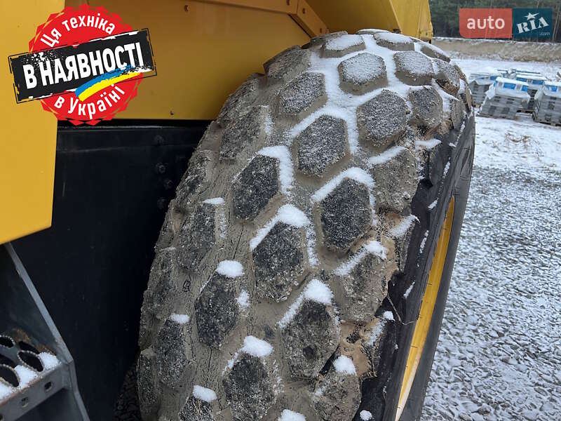 Каток ґрунтовий Bomag BW 216 D-4 1998 в Києві