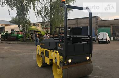 Дорожній каток Bomag BW 2003 в Черняхові