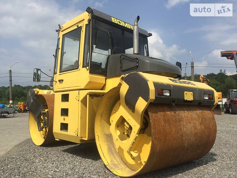 Дорожній каток Bomag BW 2005 в Львові