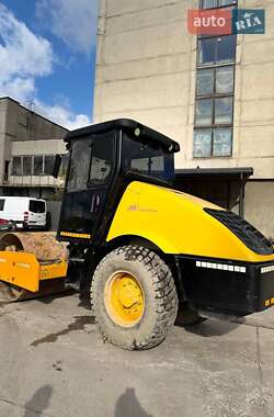 Каток грунтовый Bomag BW 2003 в 